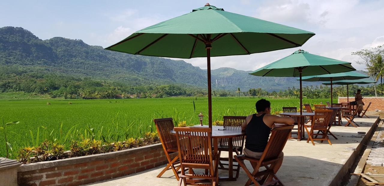 Vila tenjo gunung Cilowa Bagian luar foto
